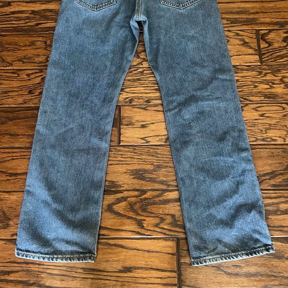 Levis blue denim style 505 straight fit size 34
